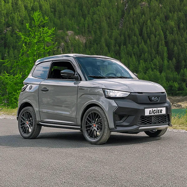 Ligier JS60 SUV hegyi úton